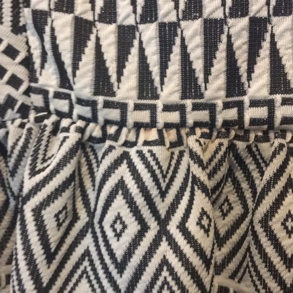 Tribal print Gianni Bini Dress - Picture 2 of 3